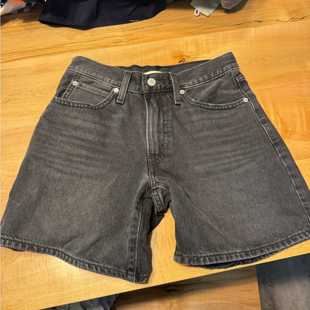 Women’s Levi shorts